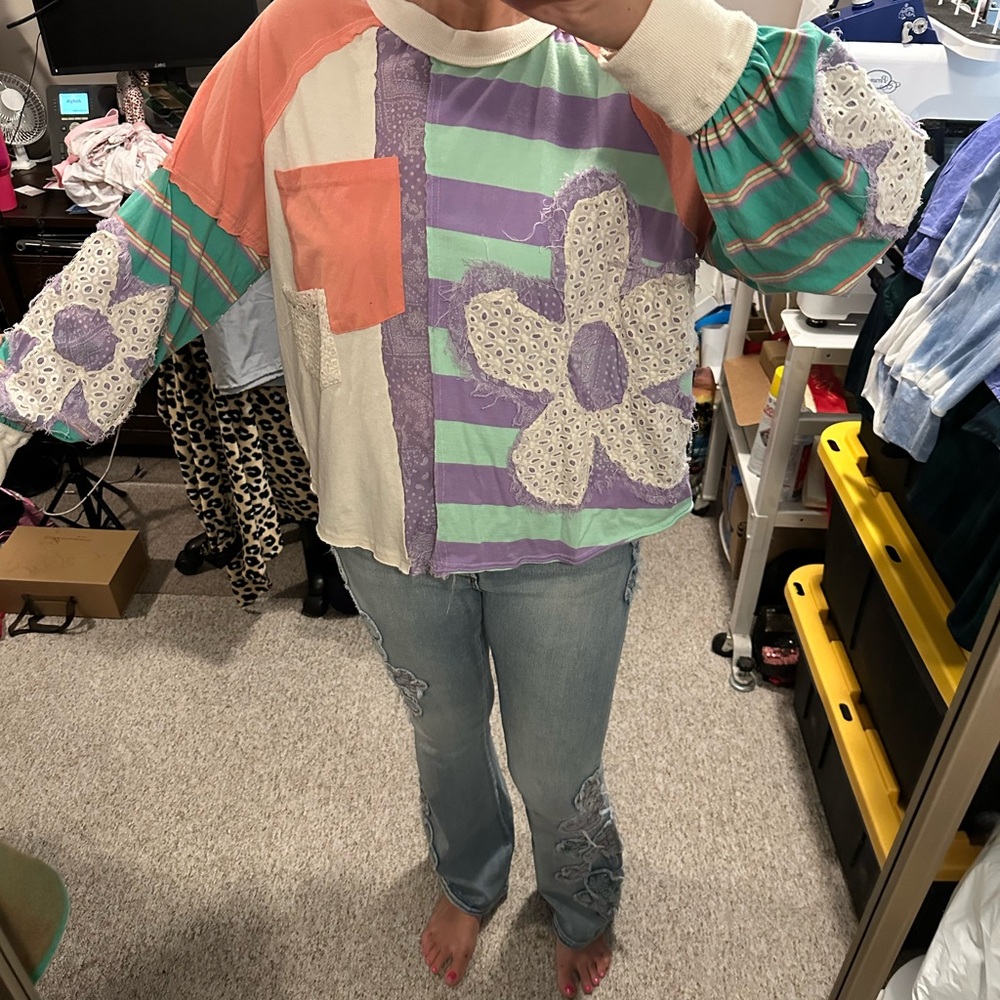 Oli & Hali Multicolor Patterned Top